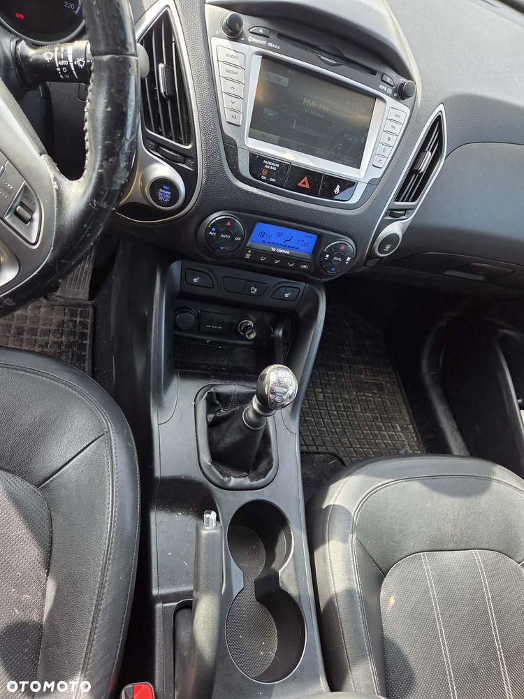Hyundai ix35 1.7 CRDi 2WD blue Comfort - 14
