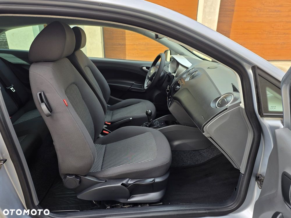 Seat Ibiza SC 1.4 16V Reference - 12