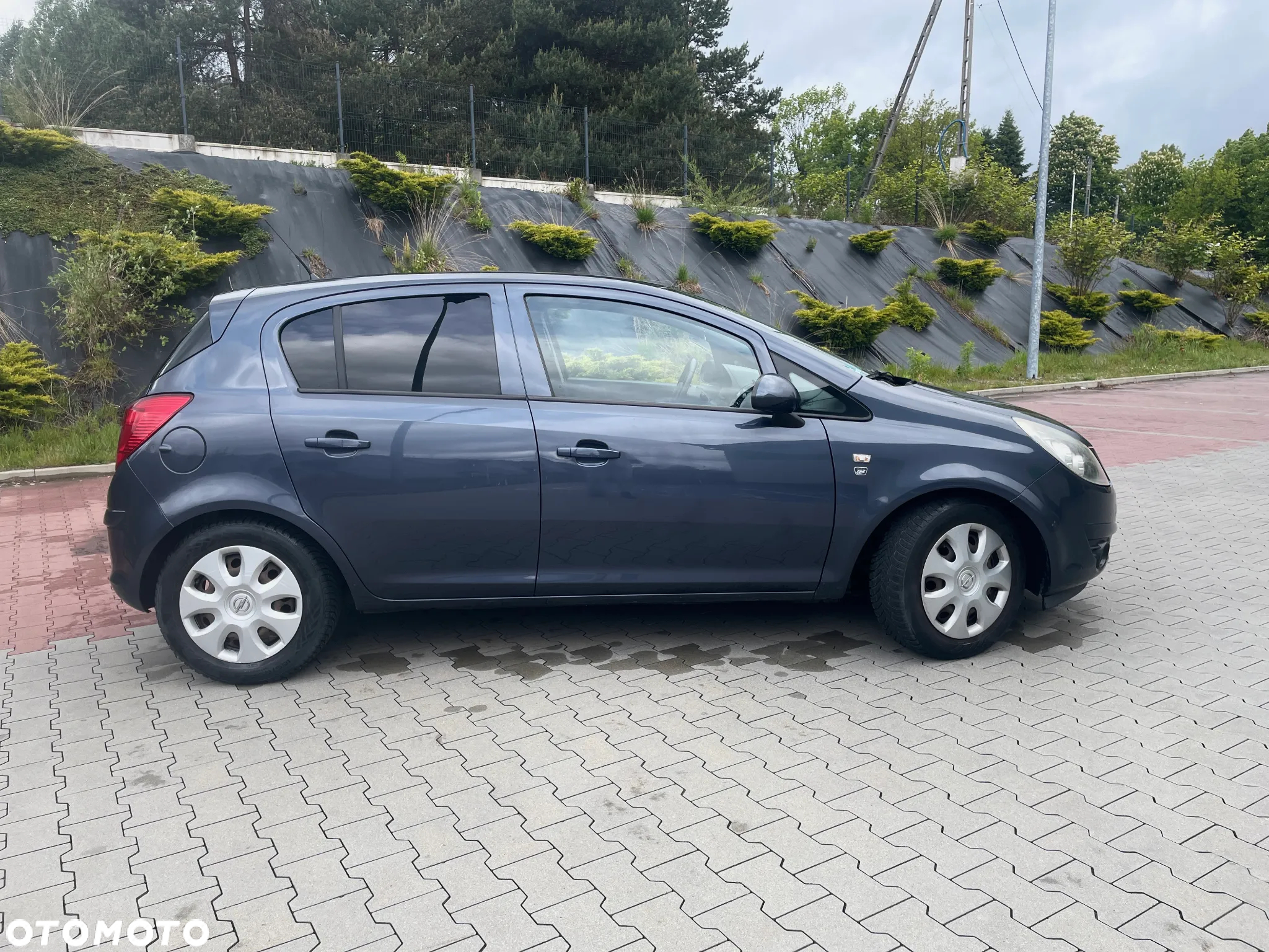 Opel Corsa 1.2 16V Enjoy - 9