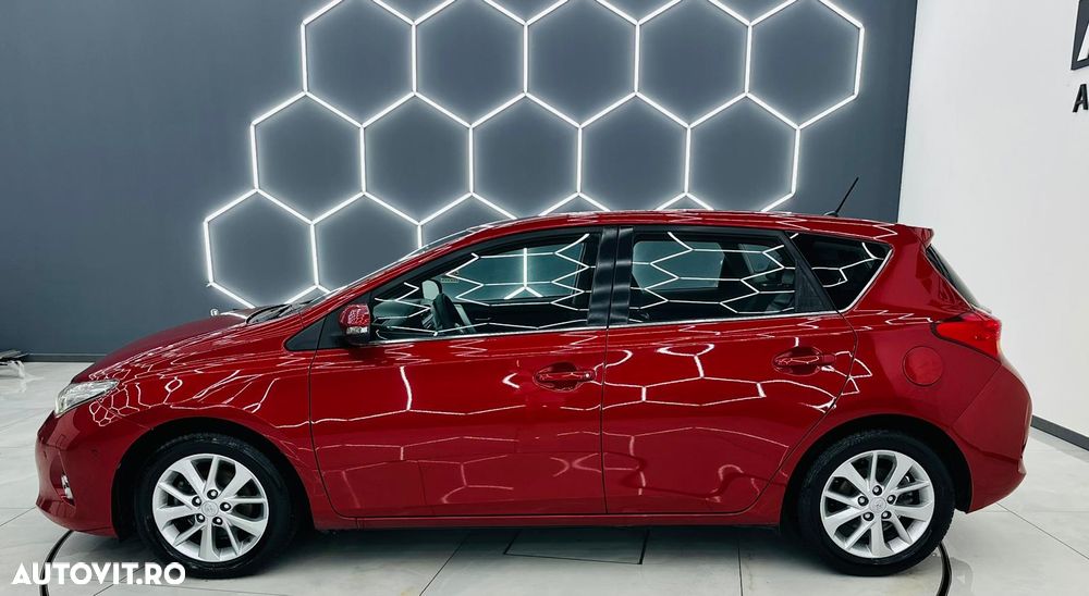 Toyota Auris 1.6 Valvematic Edition - 34