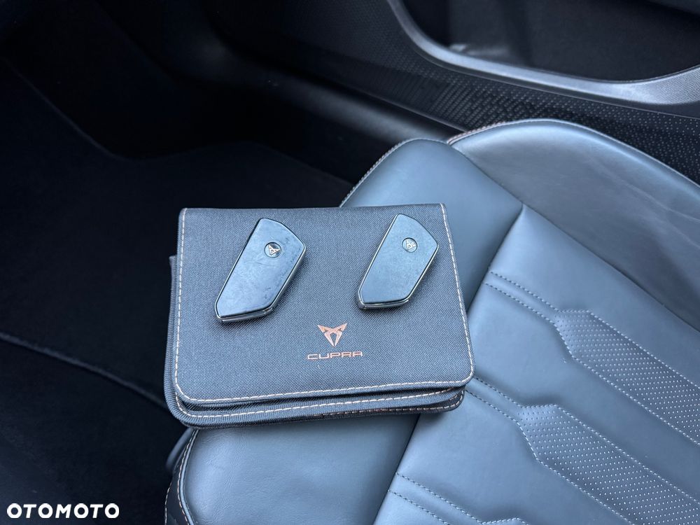 Cupra Formentor 2.0 TSI 4Drive DSG VZ Black Edition - 27