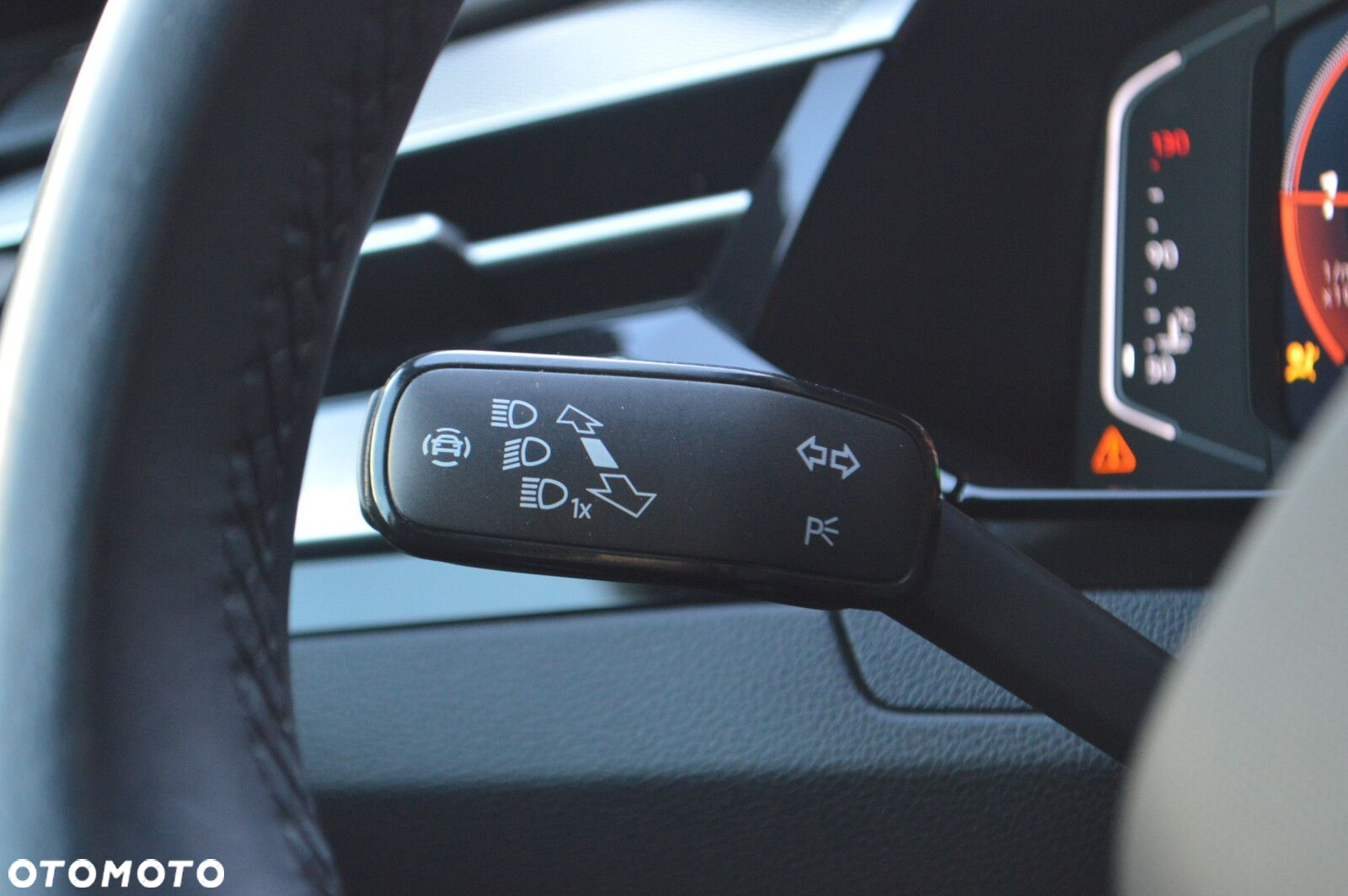 Volkswagen Arteon 2.0 TDI 4Motion R-Line DSG - 15