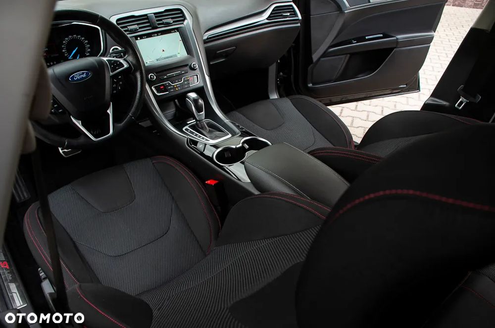Ford Mondeo SW 2.0 TDCi ST-Line PowerShift - 23
