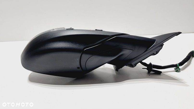 LUSTERKO PRAWE AUDI Q8 15PIN EUROPA - 4