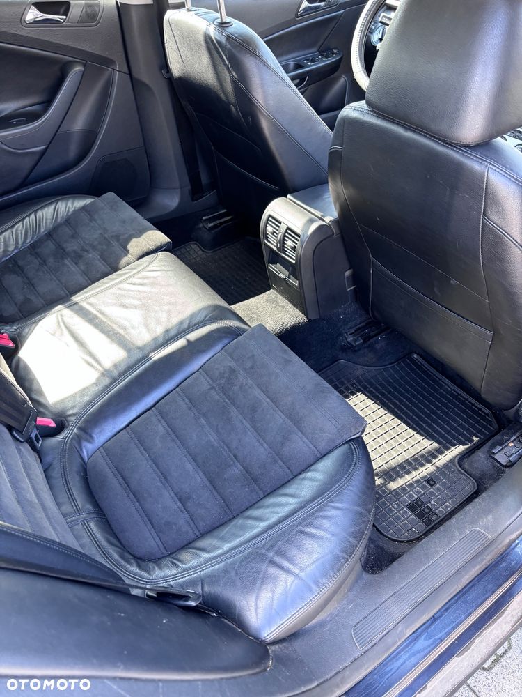 Volkswagen Passat 2.0 TDI DPF Highline - 15