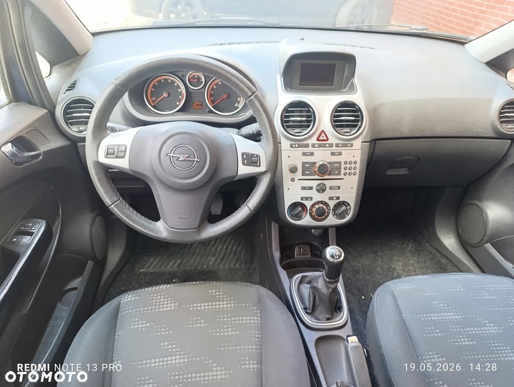 Opel Corsa 1.4 Enjoy - 9