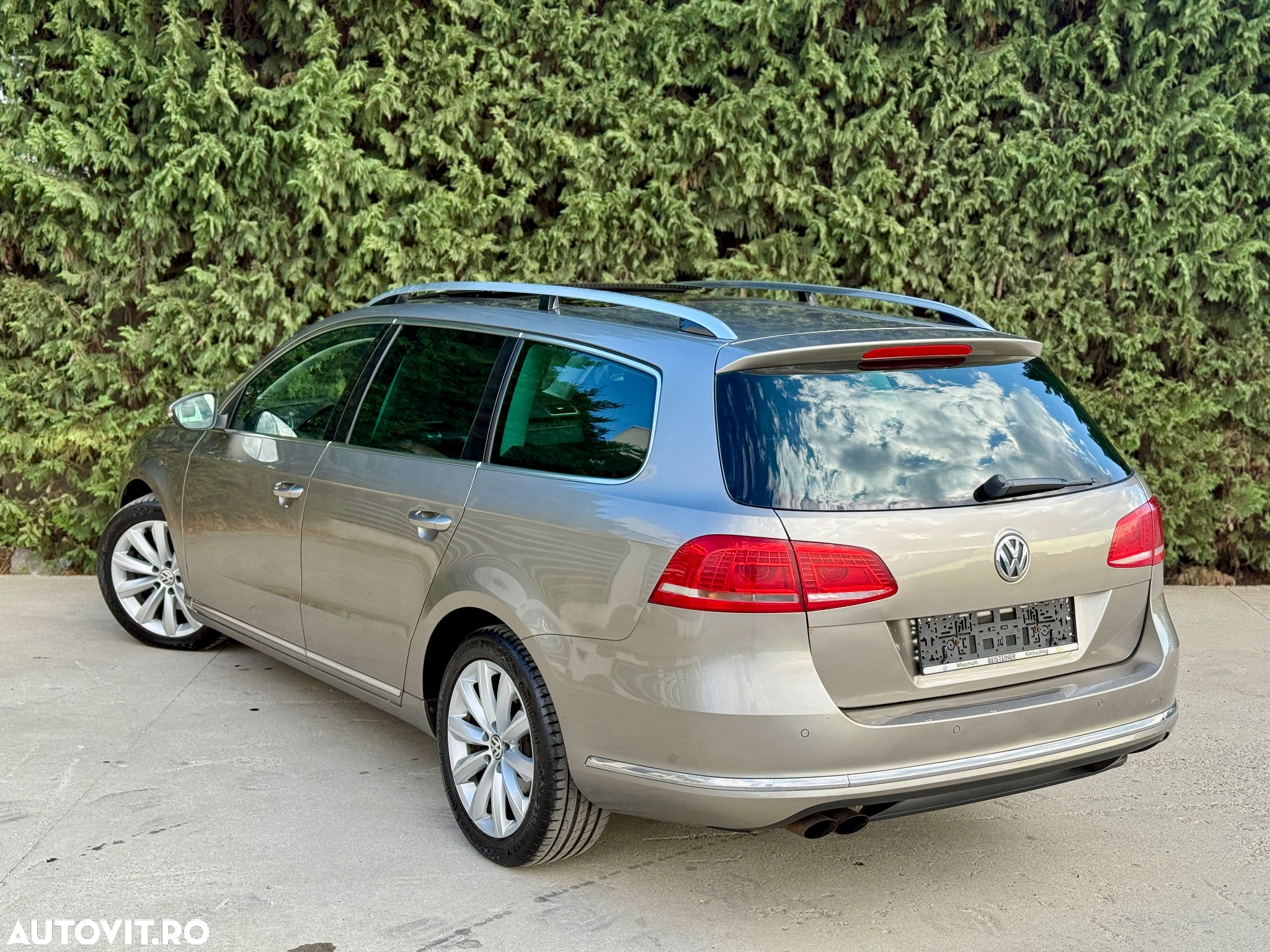 Volkswagen Passat Variant 2.0 TDI Blue TDI DSG Highline - 4