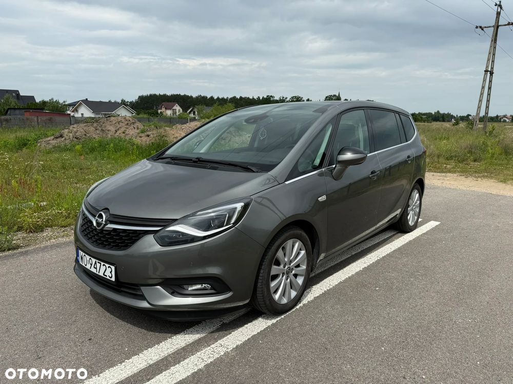 Opel Zafira 1.4 T Cosmo EU6 - 13