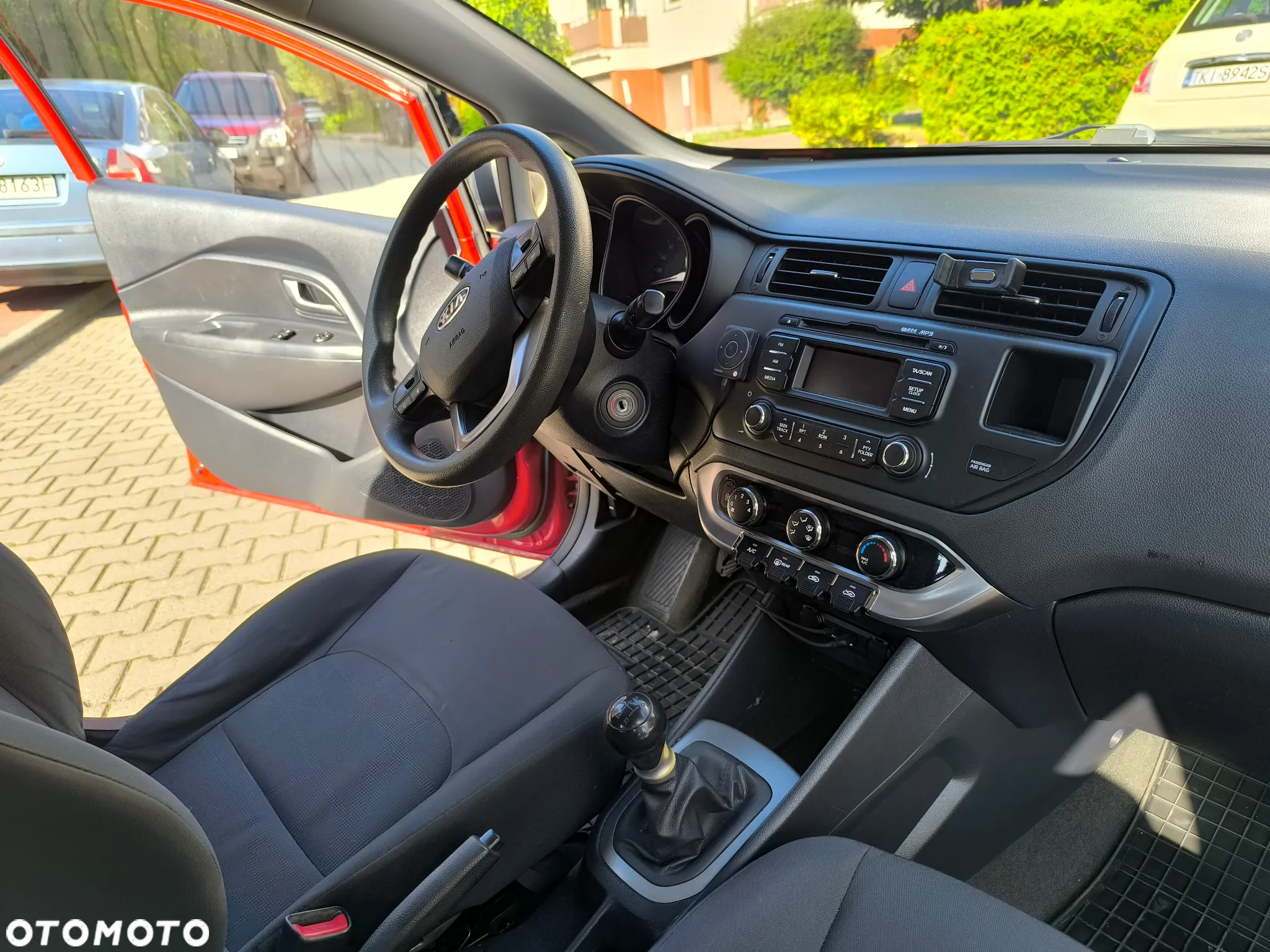 Kia Rio - 6