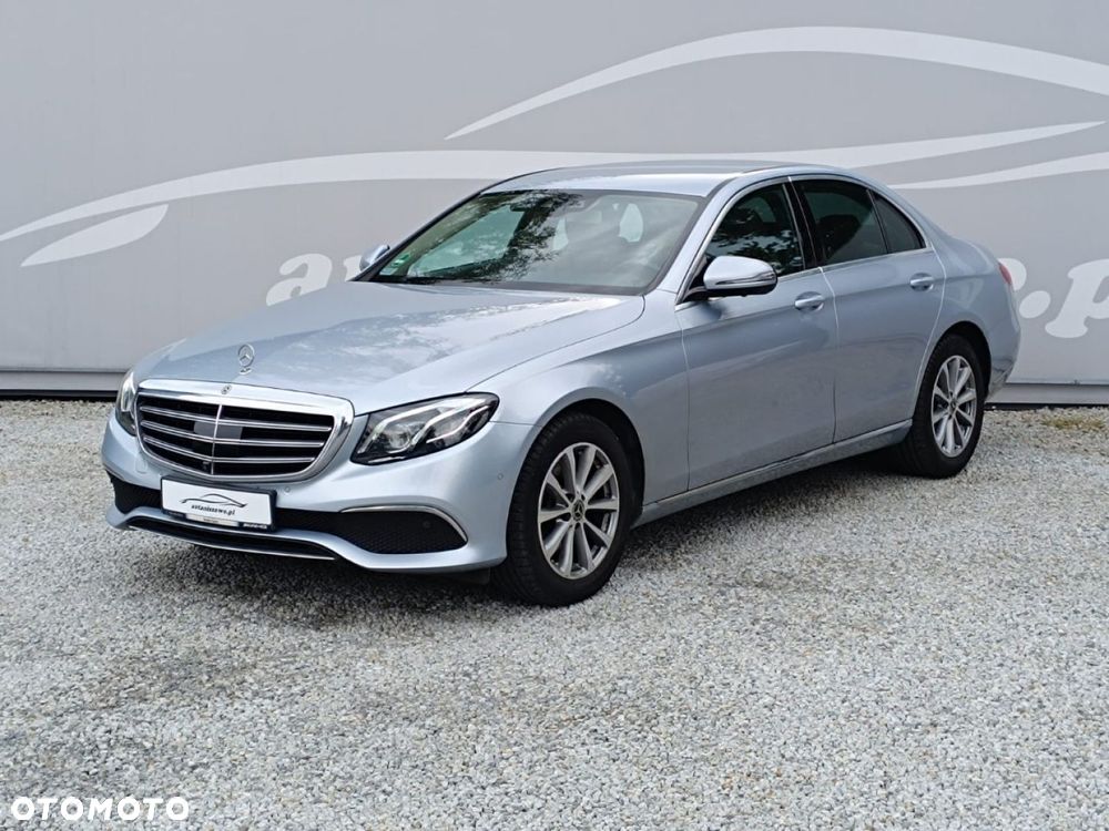 Mercedes-Benz Klasa E 200 4-Matic 9G-TRONIC