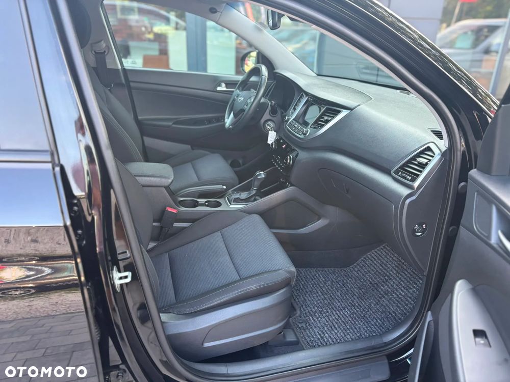 Hyundai Tucson blue 1.7 CRDi 2WD DCT Style - 13