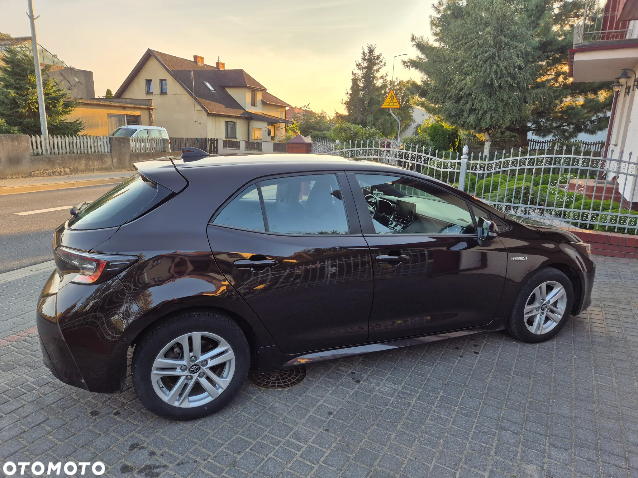 Toyota Corolla 1.8 Hybrid Comfort - 13