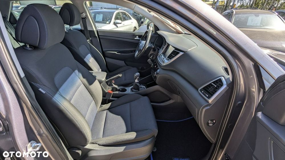 Hyundai Tucson blue 1.7 CRDi 2WD Advantage - 19
