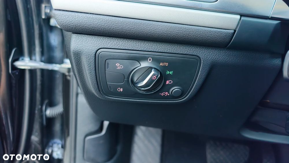 Audi A6 Avant 2.0 TDI Ultra DPF S tronic - 34