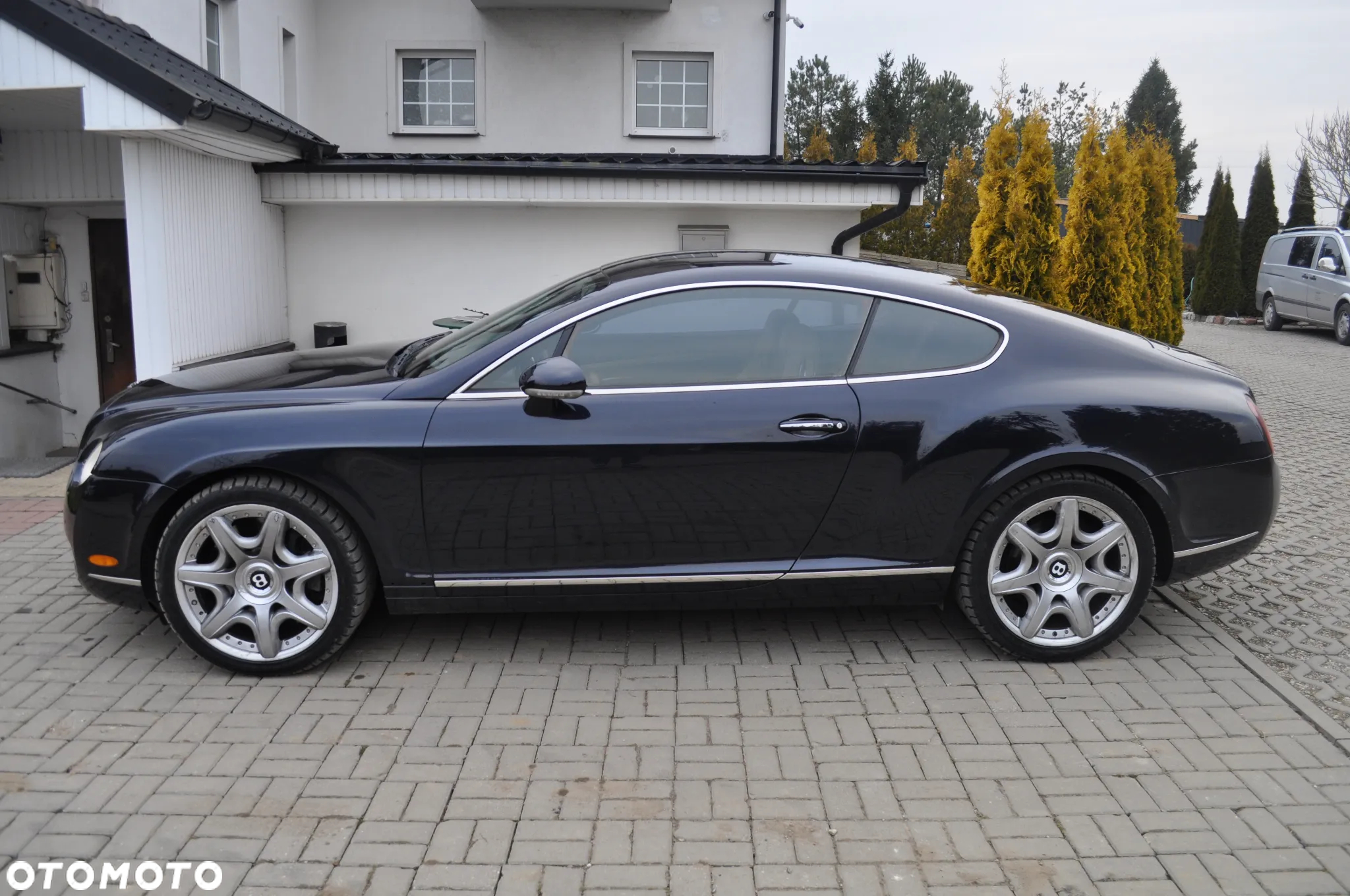 Bentley Continental GT Standard - 5