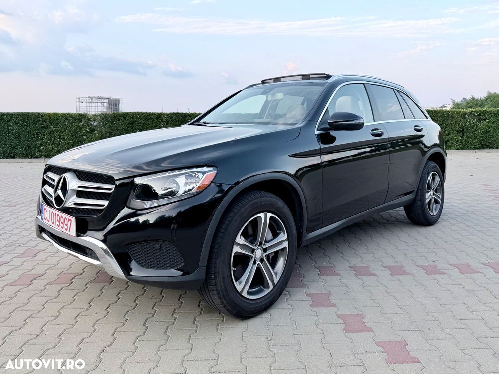 Mercedes-Benz GLC 300 4MATIC - 1