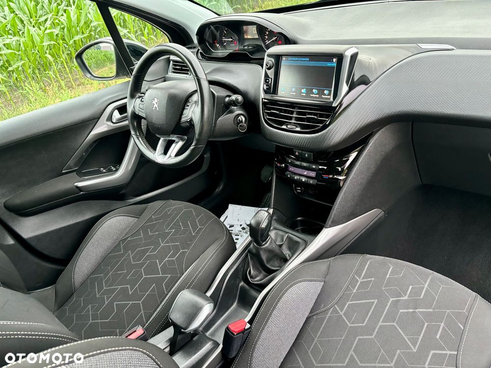 Peugeot 2008 - 4