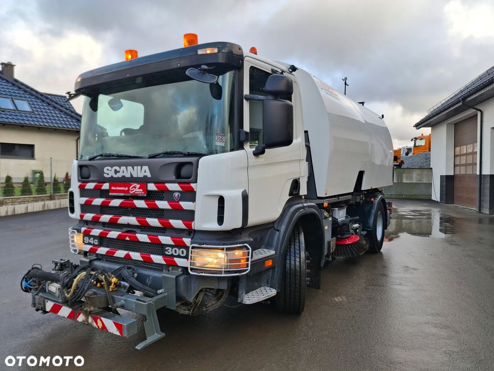 Scania 94G Zamiatarka Uliczna Bucher 2 Silniki Odchwaszczarka Szczotki L/R Specjalny - 2