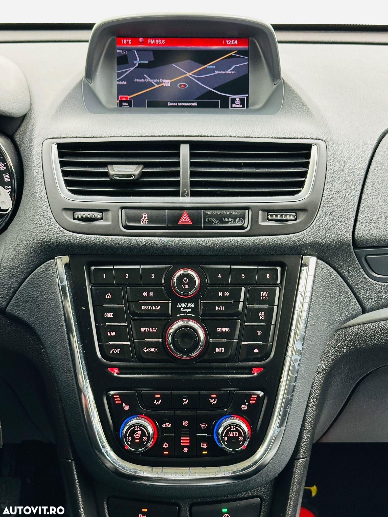 Opel Mokka - 32