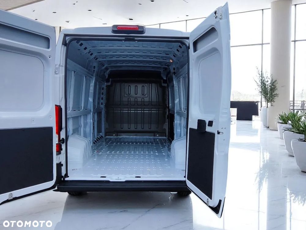 Opel MOVANO FURGON L3H2 140KM - 16