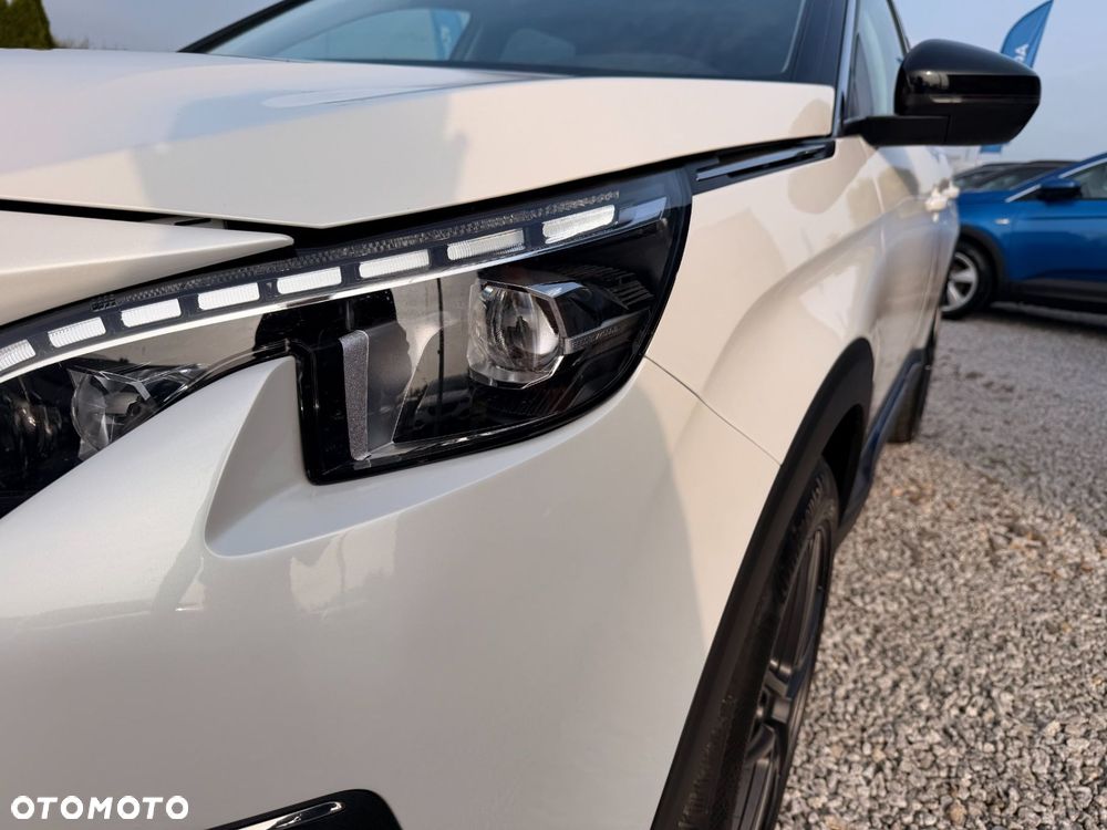 Peugeot 3008 1.2 PureTech Allure S&S - 8