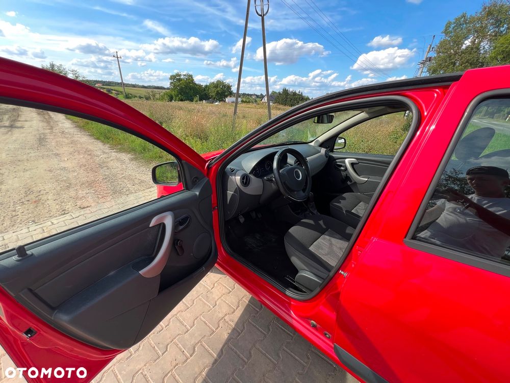 Dacia Sandero - 2
