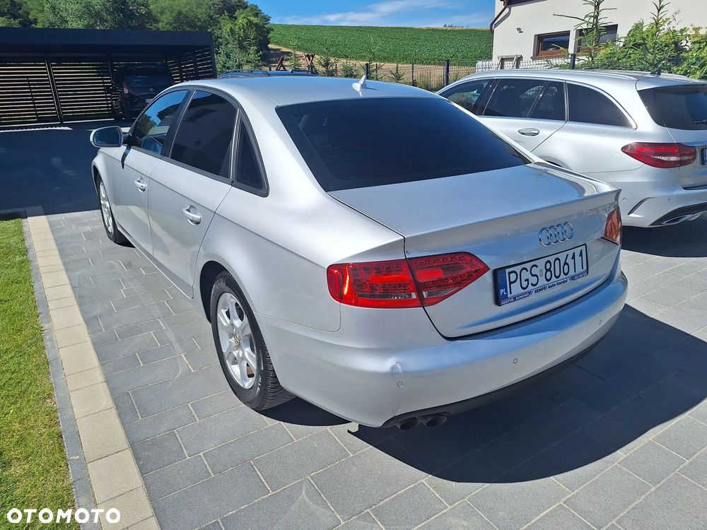 Audi A4 Limousine 2.0 TDI DPF Ambiente - 11
