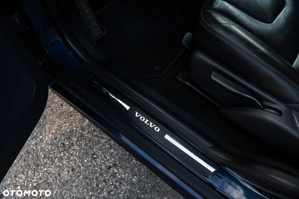 Volvo XC 60 D4 Drive-E Momentum - 26