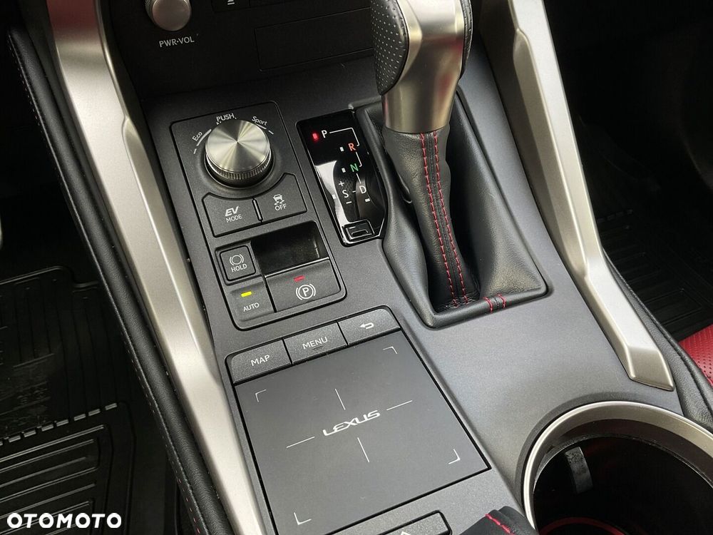 Lexus NX 300h F Sport Edition AWD - 26
