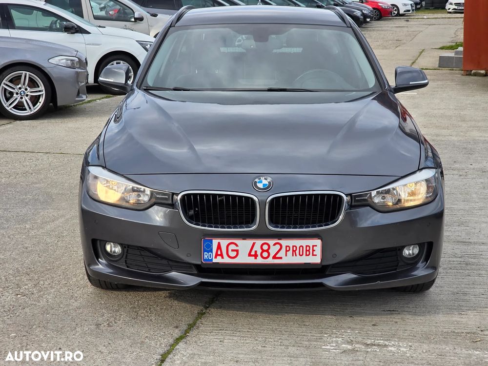BMW Seria 3 320d DPF Aut. - 2