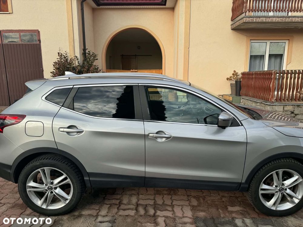 Nissan Qashqai 1.3 DIG-T N-Connecta EU6d - 5