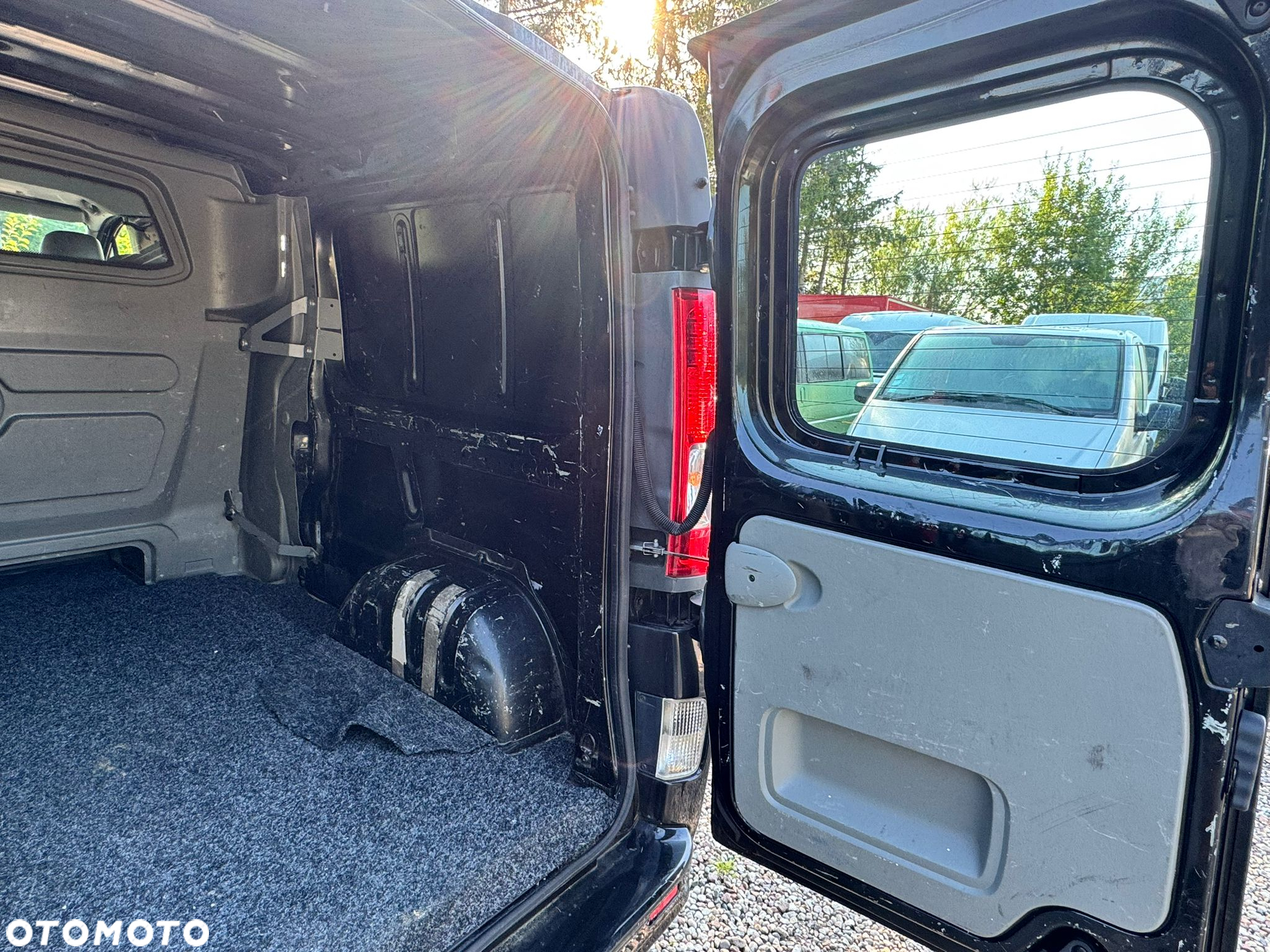 Opel VIVARO LONG BRYGADÓWKA KLIMATYZACJA - 13