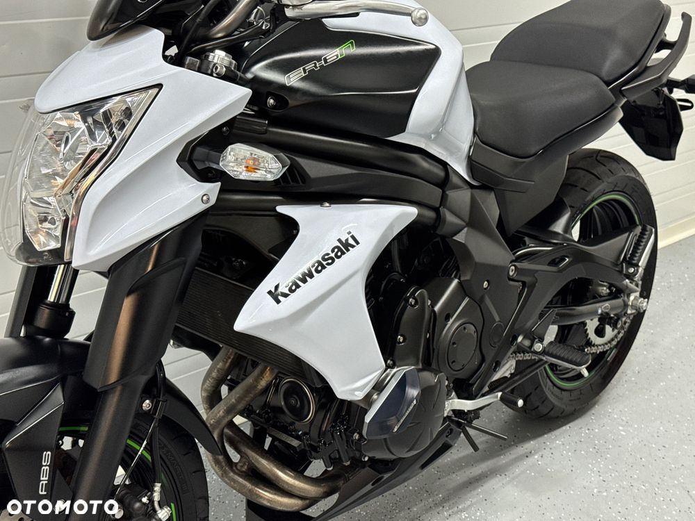 Kawasaki ER - 29
