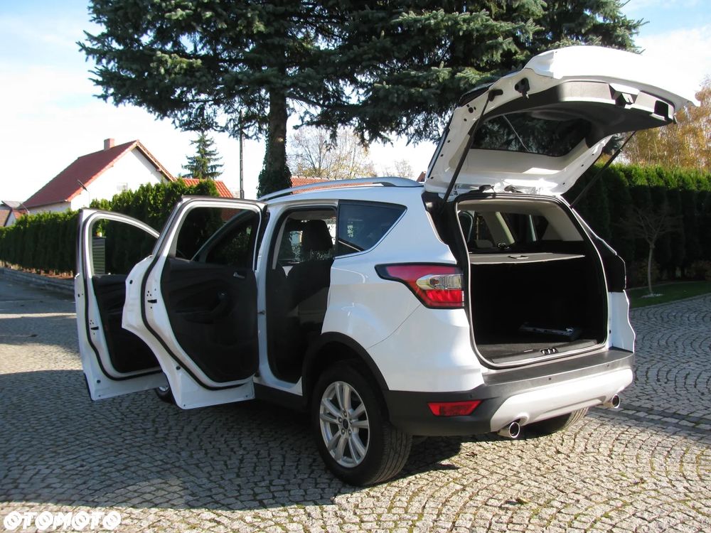Ford Kuga 1.5 EcoBoost 2x4 Trend - 12