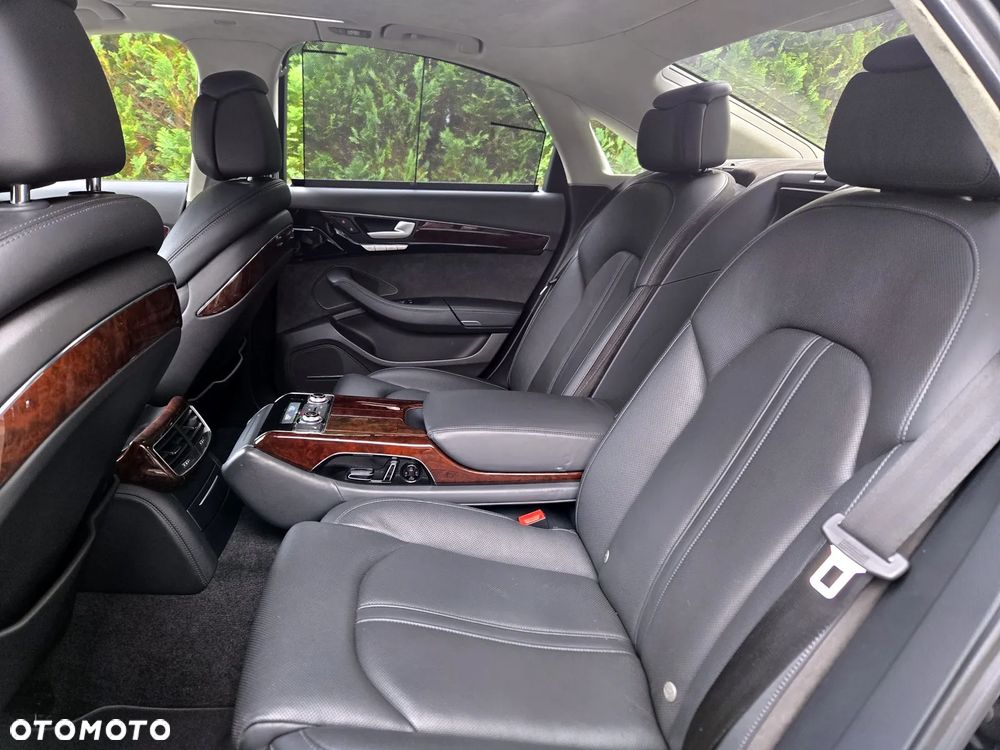 Audi A8 4.2 TDI Quattro - 10