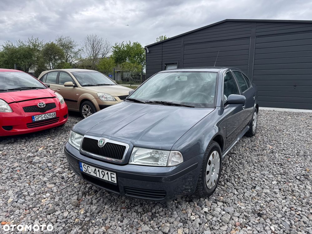 Skoda Octavia 1.6 Tour - 1