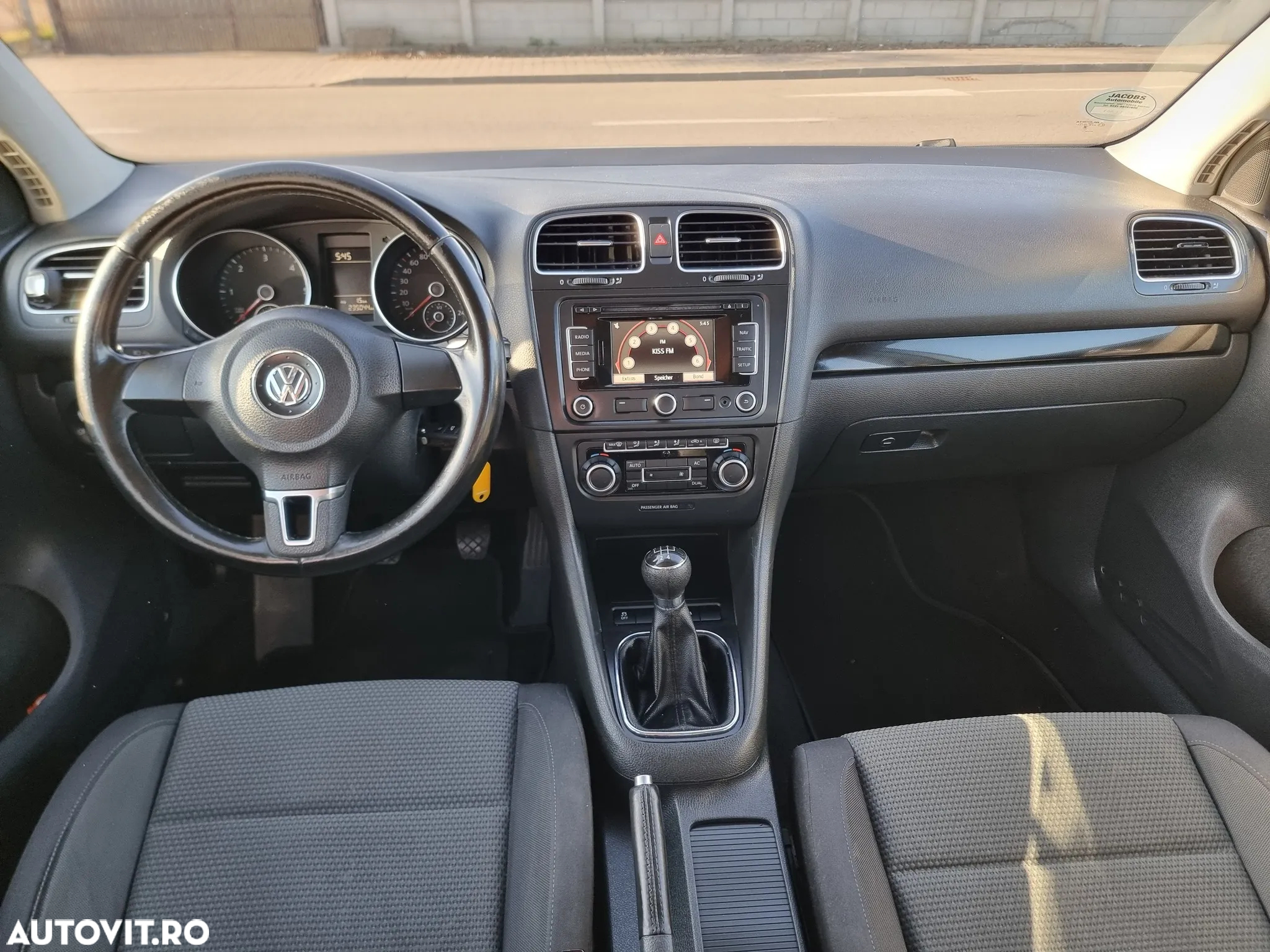 Volkswagen Golf 1.6 TDI 4Motion BMT Highline - 8