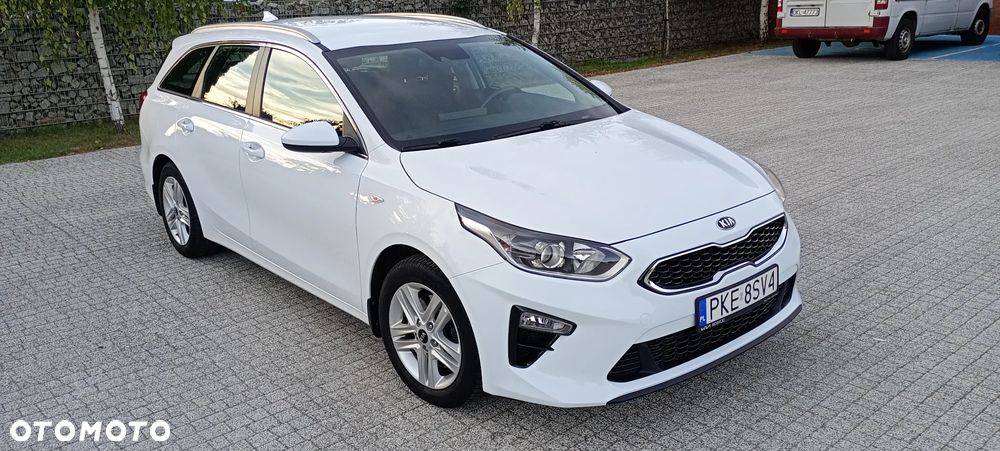 Kia Ceed 1.5 T-GDI M - 5