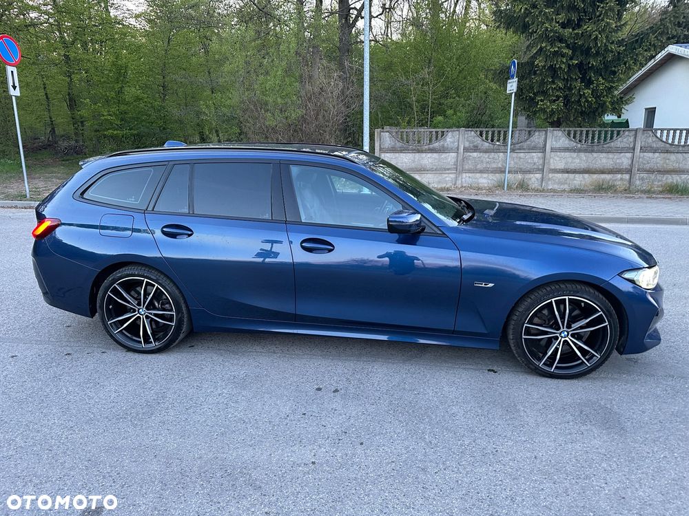 BMW Seria 3 320e PHEV sport - 4