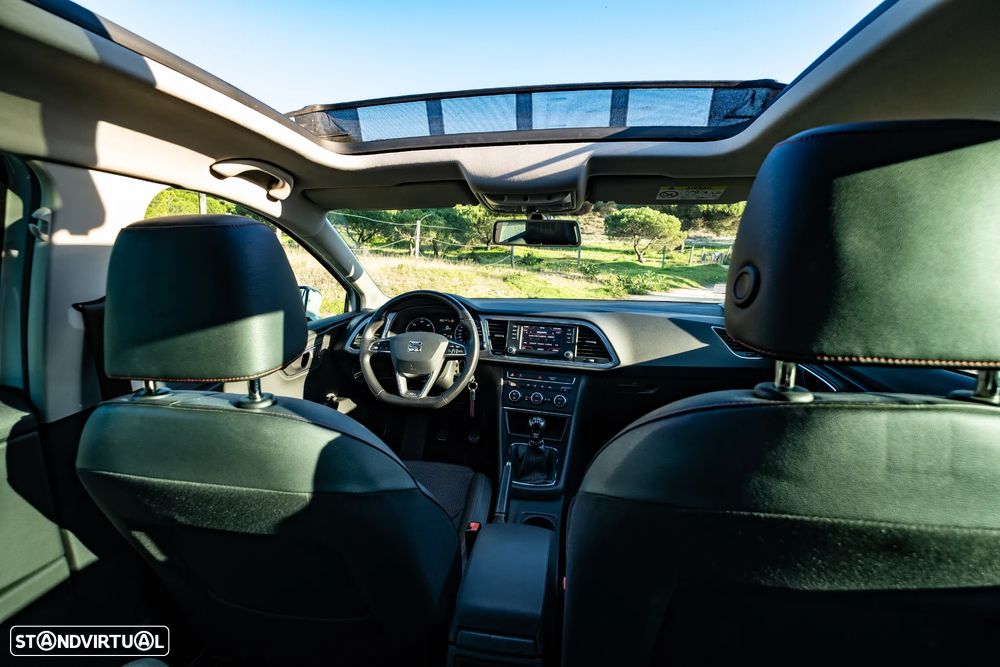 SEAT Leon ST 2.0 TDI S&S FR - 31