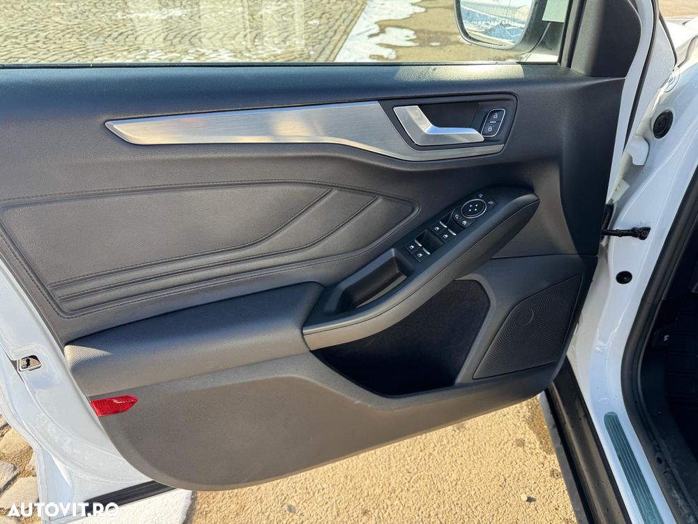 Ford Focus 1.5 EcoBlue Titanium - 16