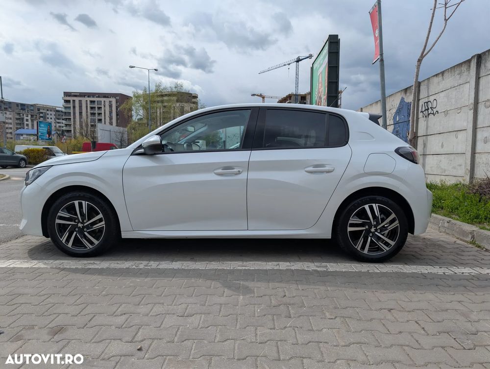 Peugeot 208 1.2 L PureTech STT Allure - 3