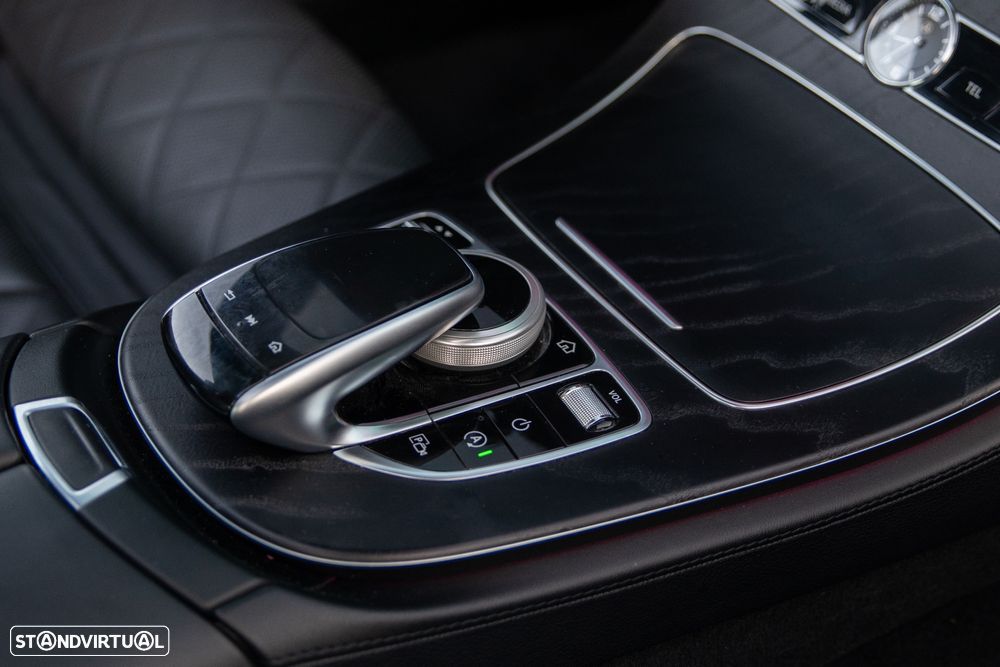 Mercedes-Benz E 53 AMG 4-Matic+ - 24