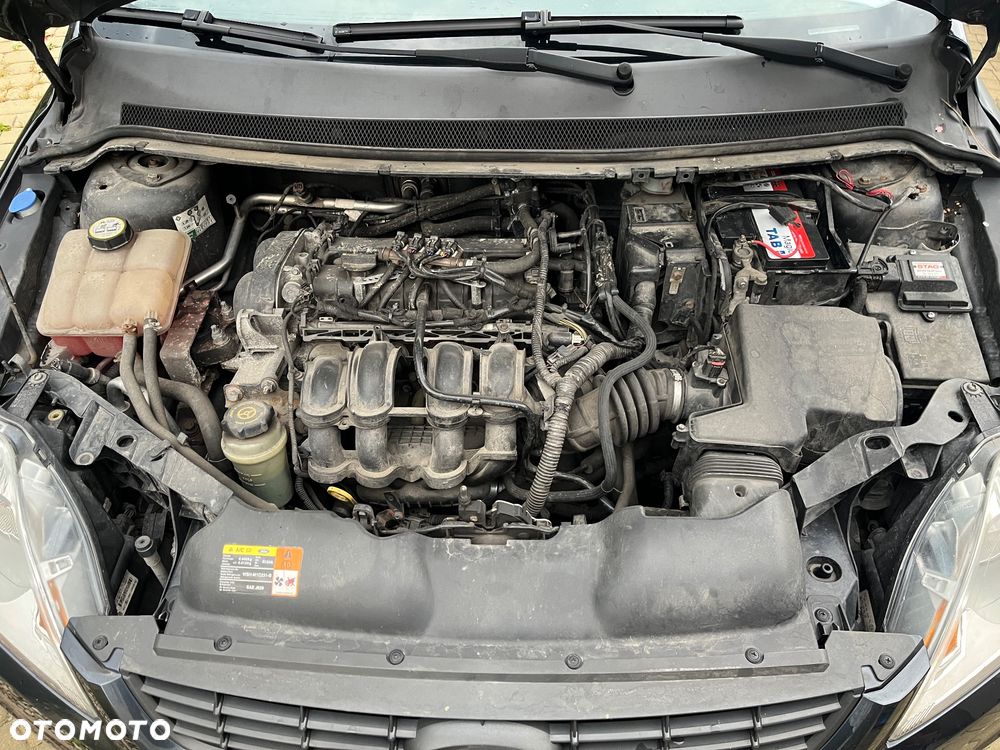 Ford Focus 1.6 Trend - 15