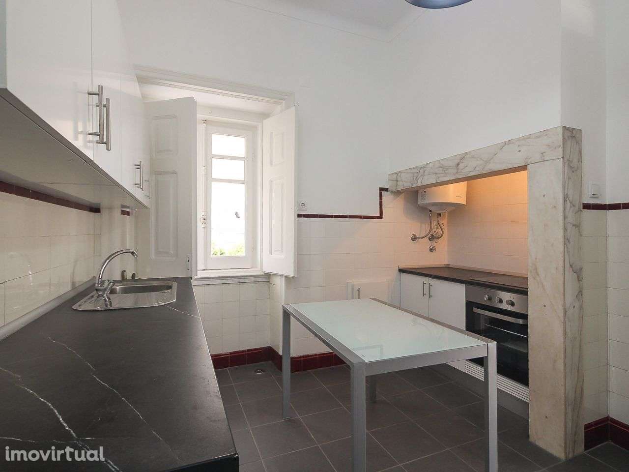 Andar de Moradia T5 - Grande imagem: 3/14