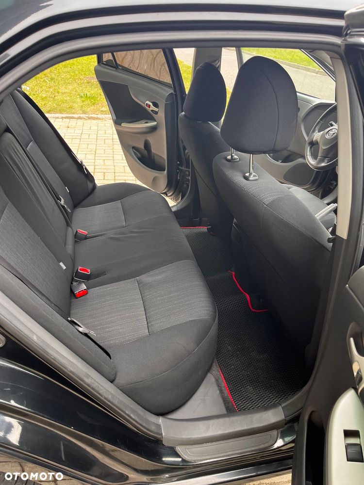 Toyota Corolla 2.0 D-4D Prestige - 31
