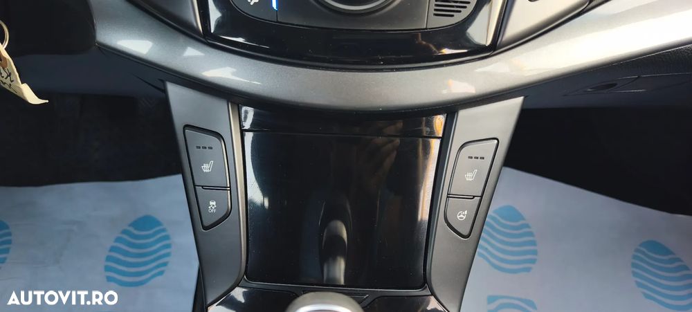Hyundai i40 i40cw 1.7 CRDi blue Style - 28