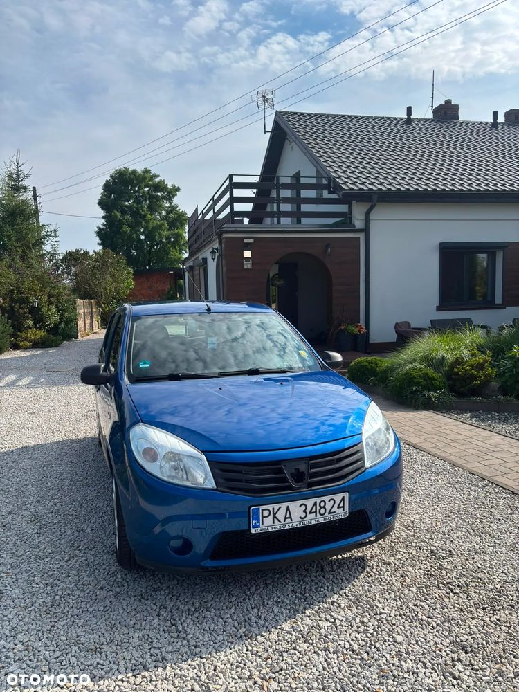 Dacia Sandero 1.6 Hi-Flex - 11