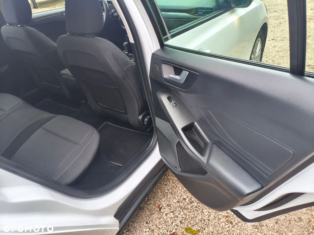 Ford Focus 1.5 EcoBlue Start-Stopp-System TITANIUM X - 21