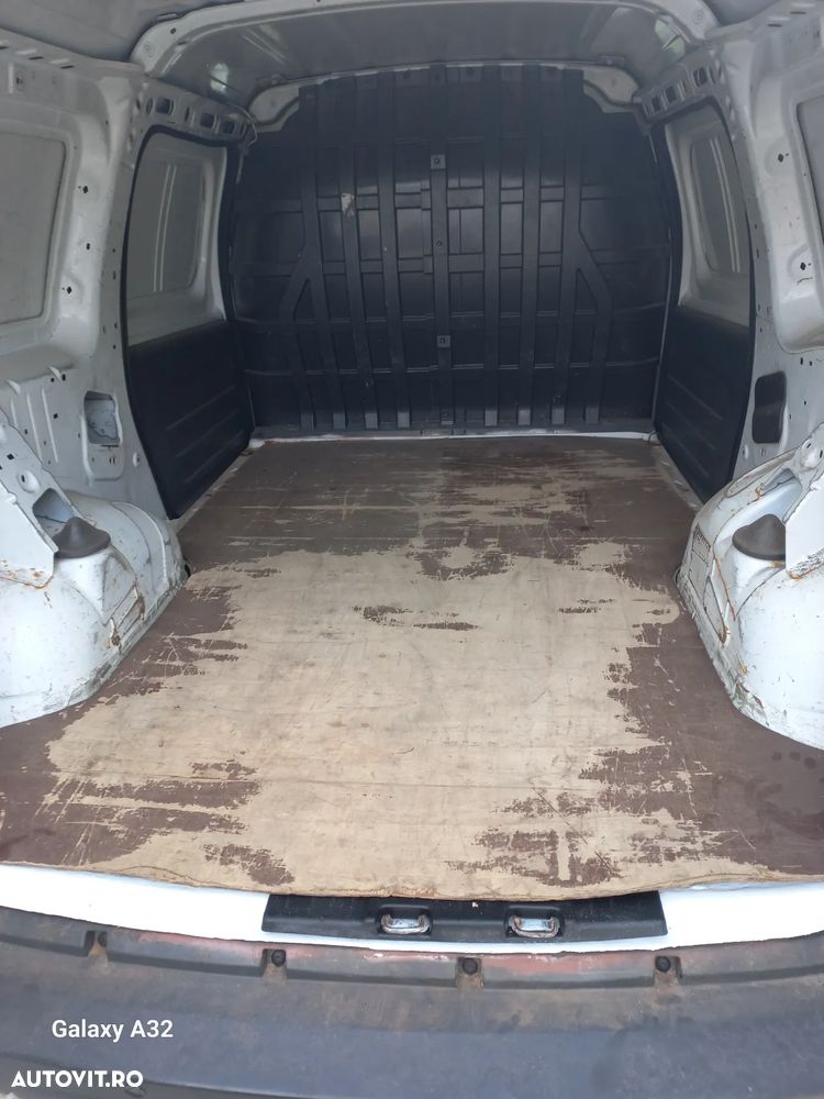 Dacia Logan MCV K90 1.5 dCi Ambiance - 9